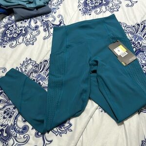 NWT ladies leggings